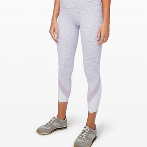 NWOT Lululemon Wunder Under High-Rise Crop 24”